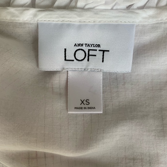 Loft Ruffle Shirt Long Sleeve Size X- Small - Picture 9 of 10